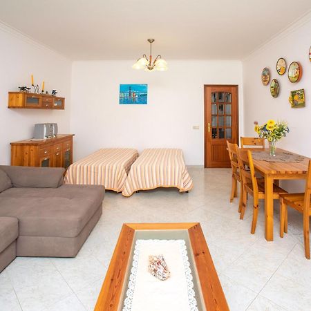 אלבופיירה Os Apartamentos A Ramos Na Praia Da Gale Estao Inserido Em Condominio Com Piscina, Fica Apenas A 350 Metros Da Praia Da Gale - Apartamentos Com Ar Condicionado Tanto Nos Quartos Como Na Sala, Smart Tv Com Prime Video E Cozinha Completa מראה חיצוני תמונה