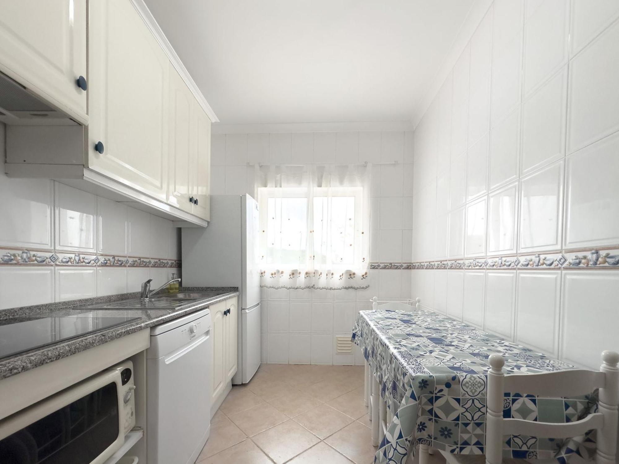 אלבופיירה Os Apartamentos A Ramos Na Praia Da Gale Estao Inserido Em Condominio Com Piscina, Fica Apenas A 350 Metros Da Praia Da Gale - Apartamentos Com Ar Condicionado Tanto Nos Quartos Como Na Sala, Smart Tv Com Prime Video E Cozinha Completa מראה חיצוני תמונה